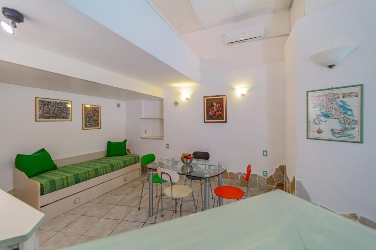 Mono Millelire Apartment La Maddalena  Luaran gambar